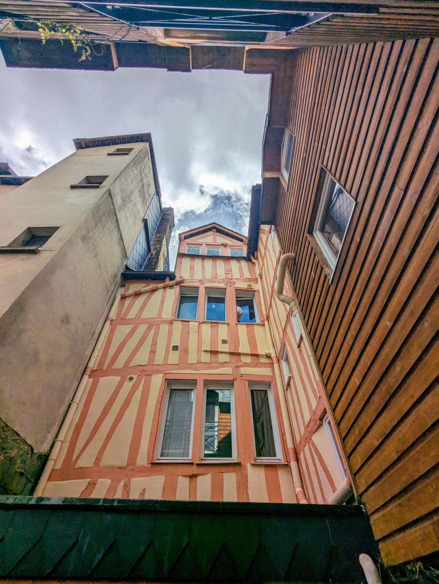 Artist Home - City Center - Bathtub - Terrasse - Full Appartment Rouen Ngoại thất bức ảnh